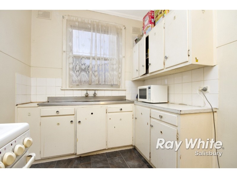 86 Sampson Road, Elizabeth Grove SA 5112