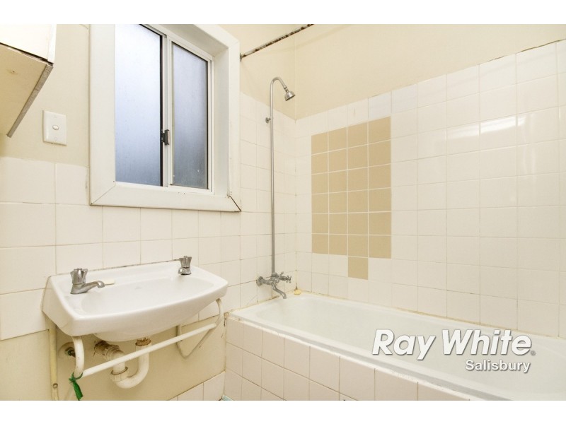 86 Sampson Road, Elizabeth Grove SA 5112