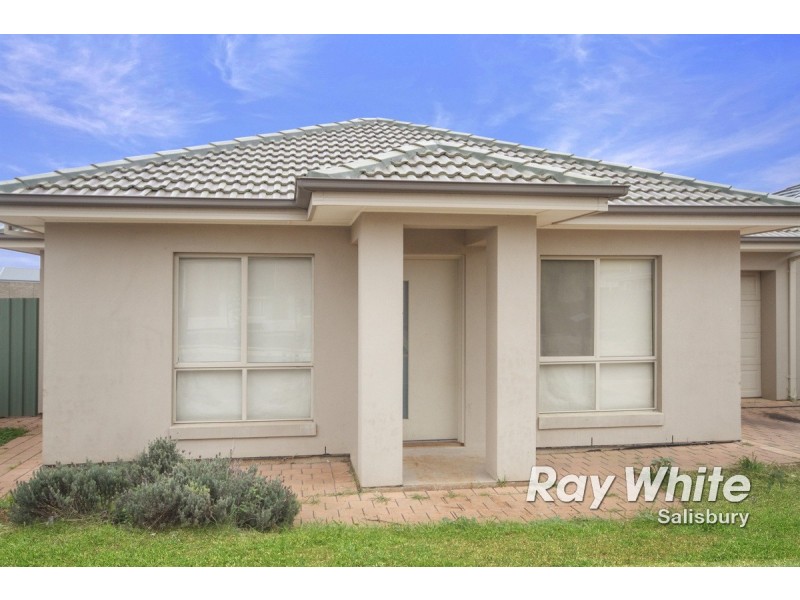 1 Grove Avenue, Elizabeth Park SA 5113