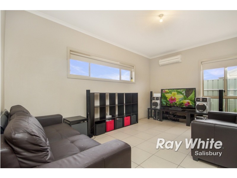 1 Grove Avenue, Elizabeth Park SA 5113