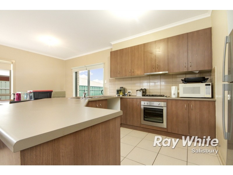 1 Grove Avenue, Elizabeth Park SA 5113