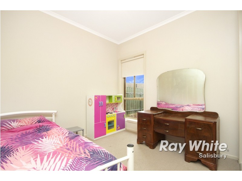 1 Grove Avenue, Elizabeth Park SA 5113