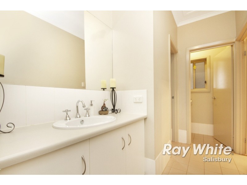 1 Grove Avenue, Elizabeth Park SA 5113