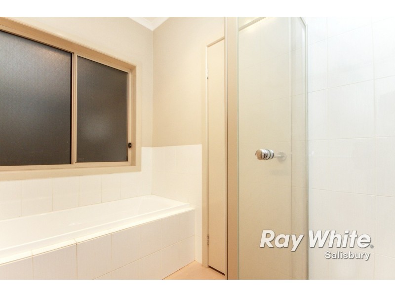 1 Grove Avenue, Elizabeth Park SA 5113