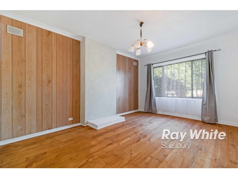 15 Leonard Street, Elizabeth Park SA 5113