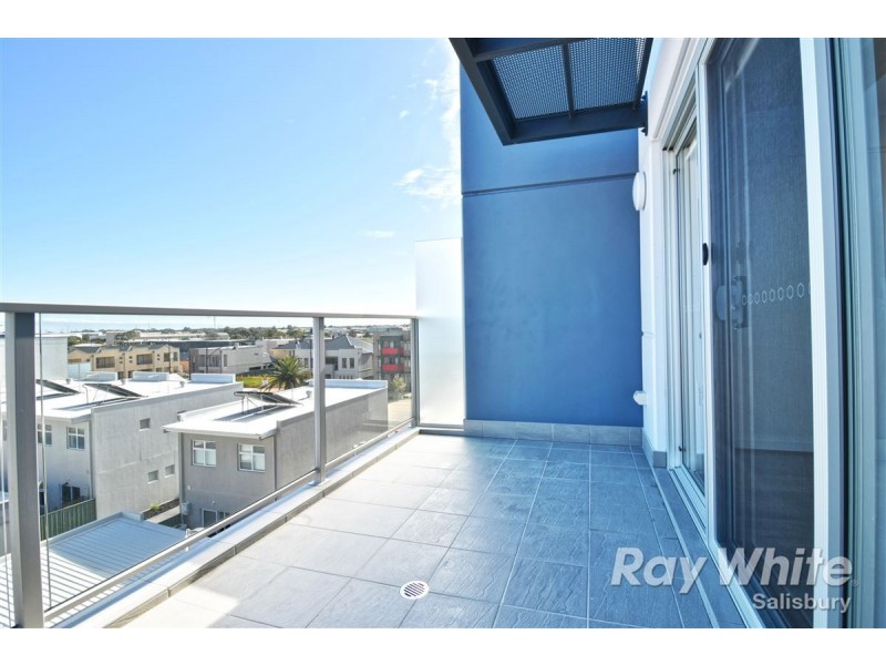 U44/51 Victoria Parade, Mawson Lakes SA 5095