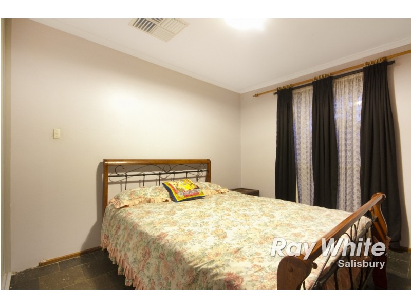 1 Craig Court, Paralowie SA 5108