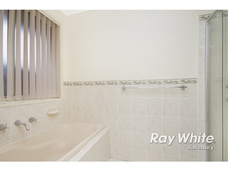 14 McGonigal Drive, Willaston SA 5118