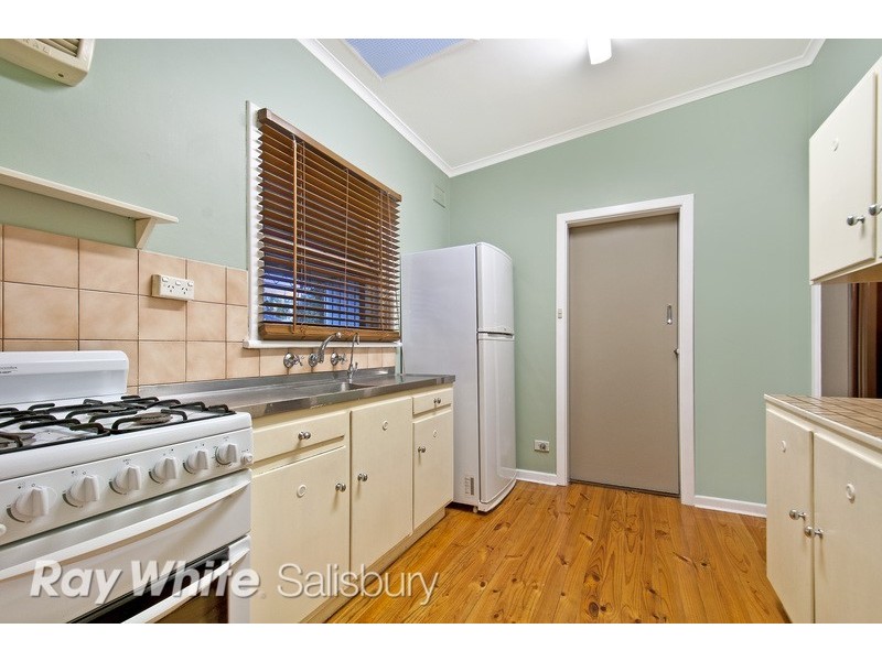 31 Walker Avenue, Paradise SA 5075