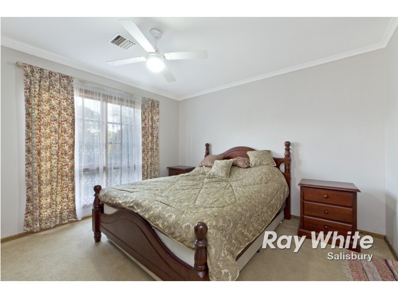 4 Sydney Drive, Salisbury Heights SA 5109