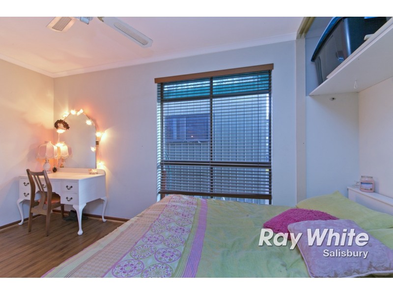 4 Sydney Drive, Salisbury Heights SA 5109