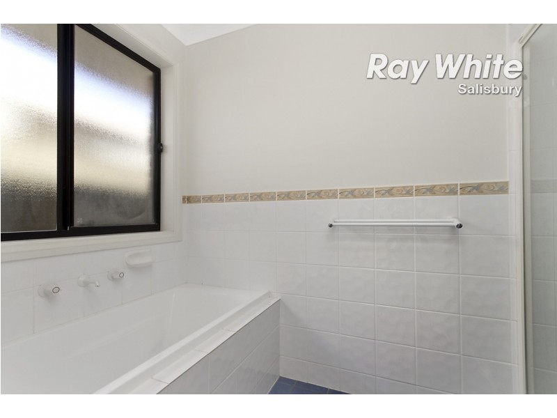 162 President Avenue, Andrews Farm SA 5114