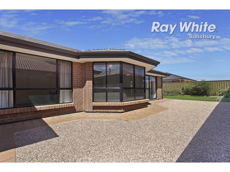 162 President Avenue, Andrews Farm SA 5114