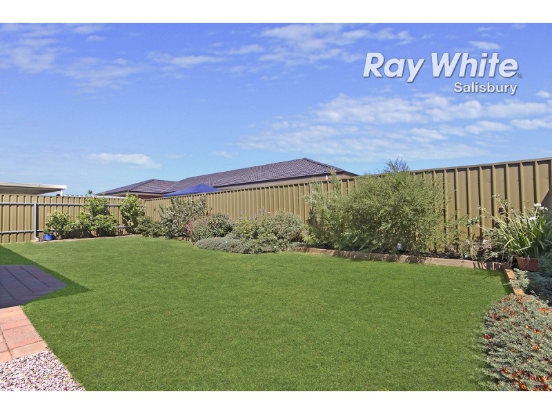 162 President Avenue, Andrews Farm SA 5114