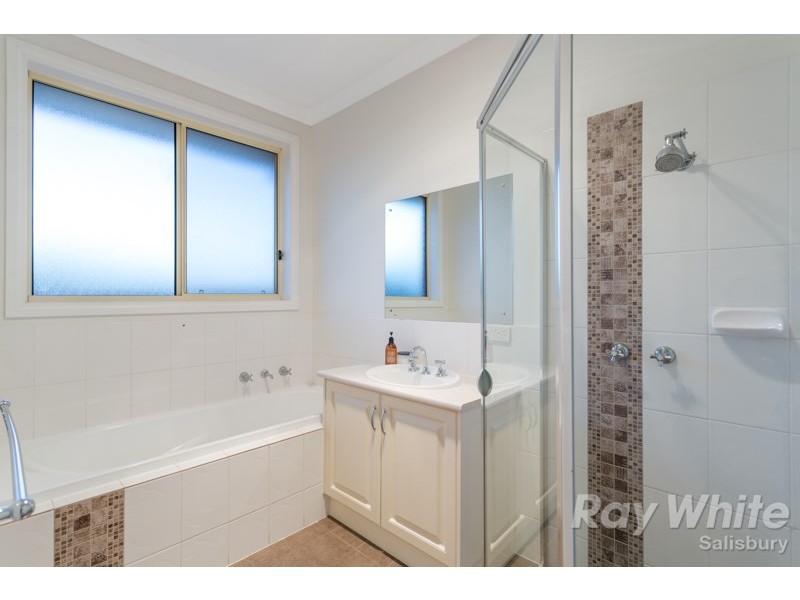 29 Green Valley Drive, Salisbury Heights SA 5109