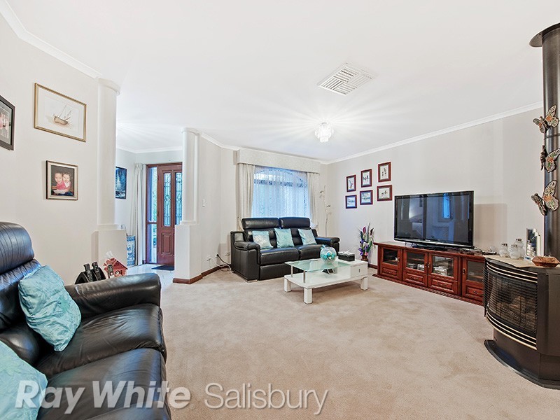 10 Gransden Parade, Greenwith SA 5125