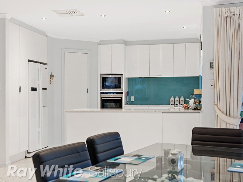 10 Gransden Parade, Greenwith SA 5125