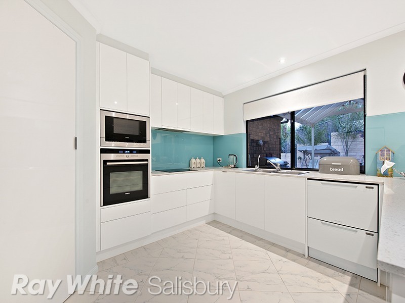 10 Gransden Parade, Greenwith SA 5125