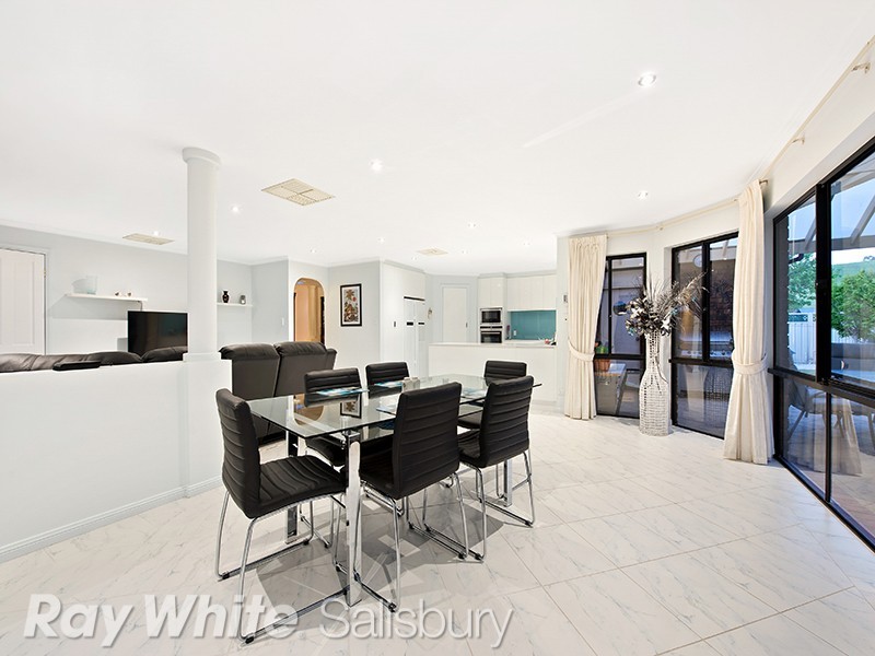 10 Gransden Parade, Greenwith SA 5125