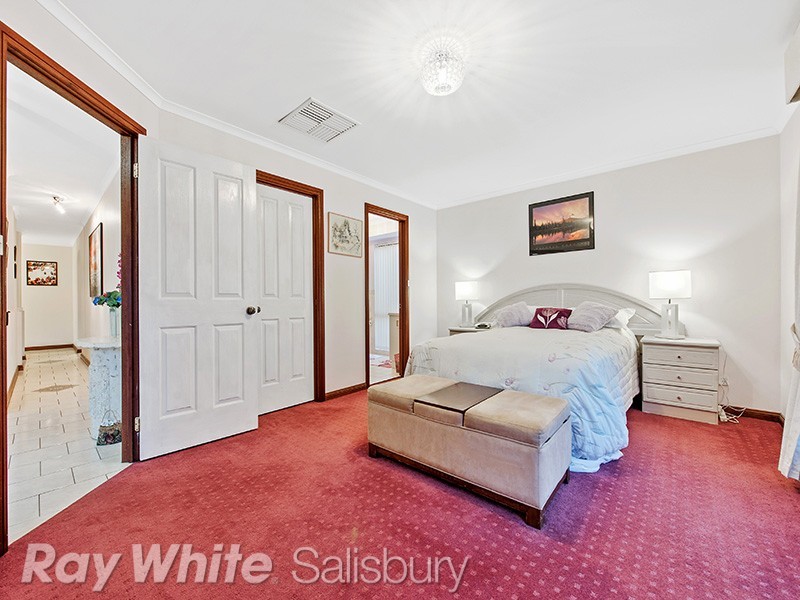 10 Gransden Parade, Greenwith SA 5125