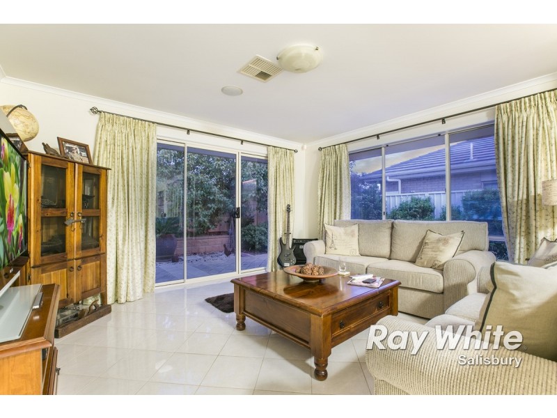 14 Arcadia Drive, Smithfield SA 5114