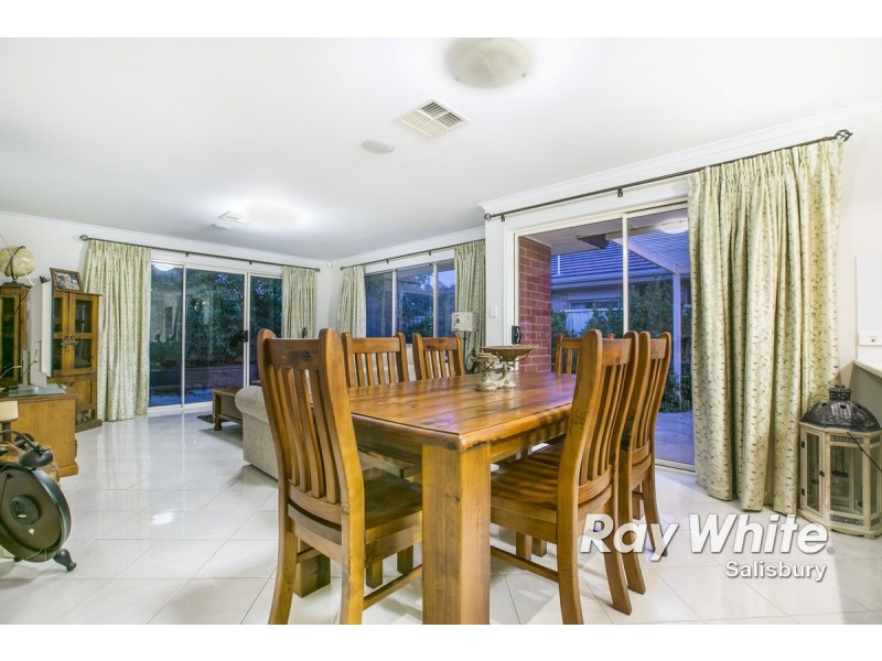 14 Arcadia Drive, Smithfield SA 5114