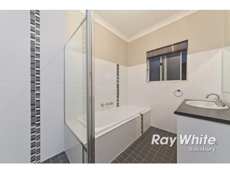 8 Lloyd Street, Salisbury Plain SA 5109