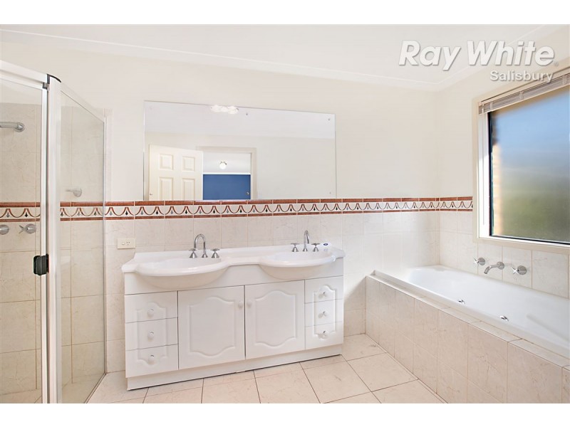 30 Springbank Place, Parafield Gardens SA 5107