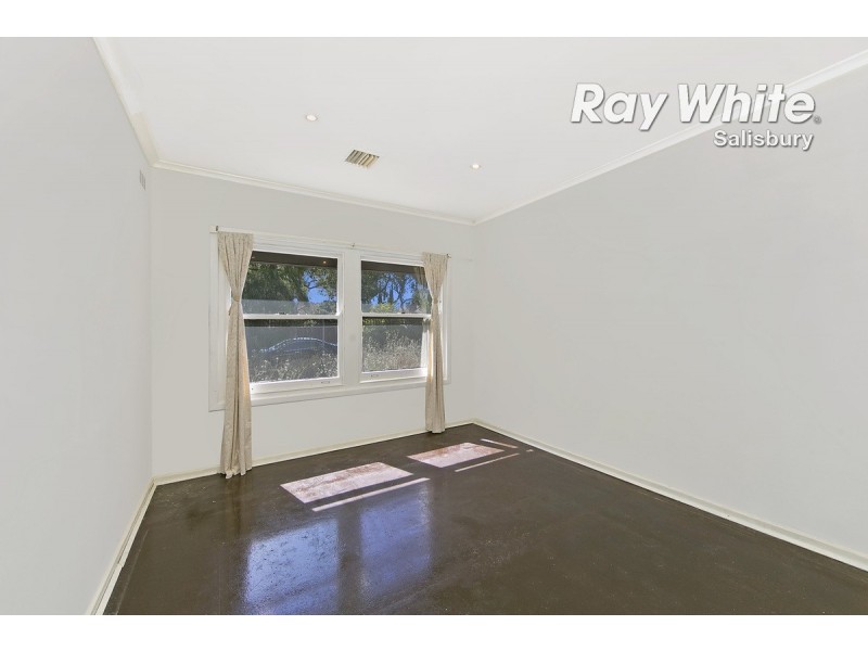 10 Benalla Street, Brahma Lodge SA 5109