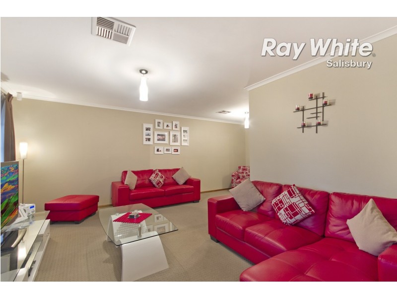 7 Bogan Road, Hillbank SA 5112