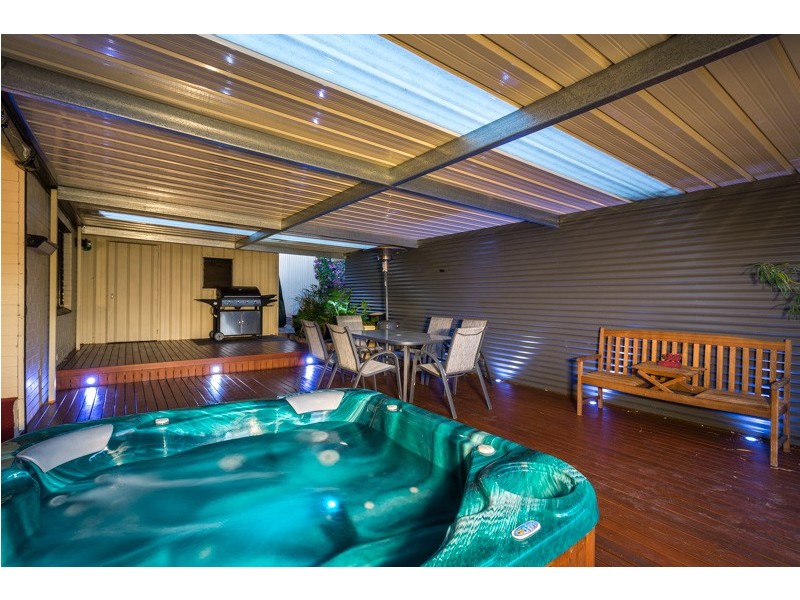 5 Babilla Street, Fairview Park SA 5126