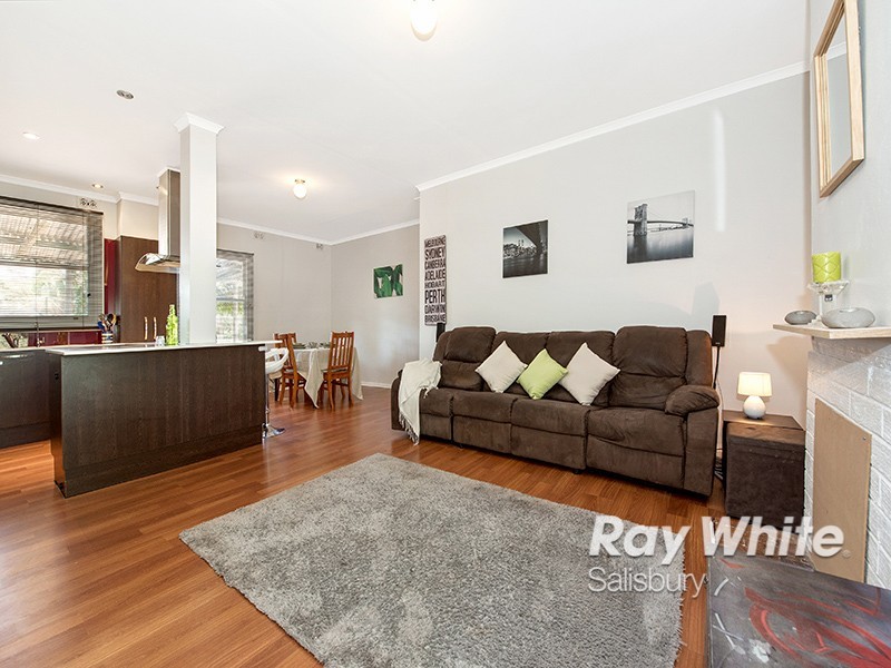9 Barton Road, Elizabeth Downs SA 5113