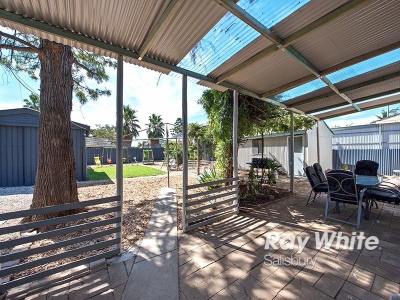 9 Barton Road, Elizabeth Downs SA 5113