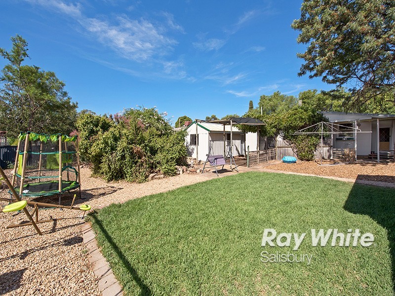 9 Barton Road, Elizabeth Downs SA 5113