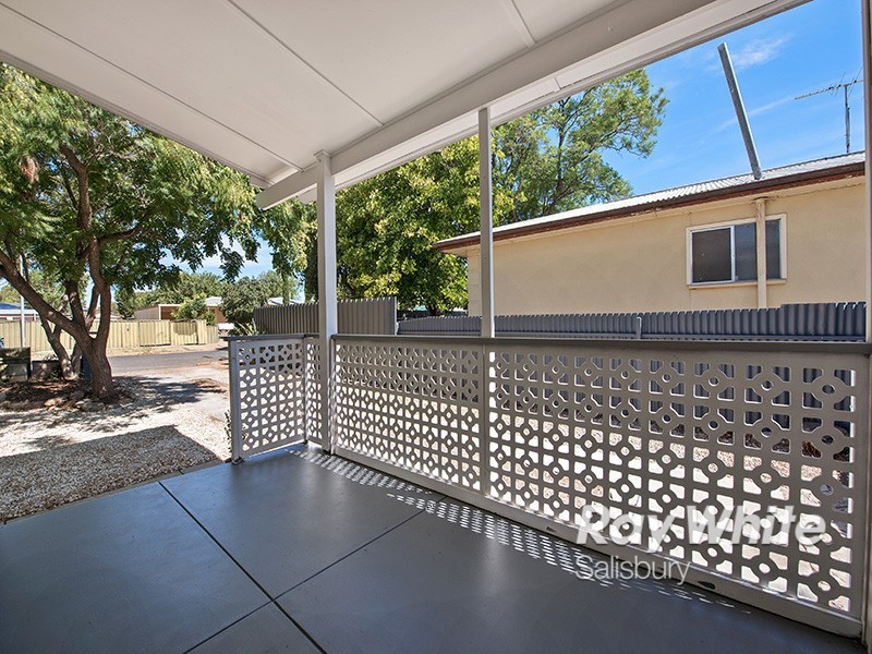 9 Barton Road, Elizabeth Downs SA 5113