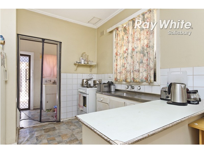 39 Dockett Road, Elizabeth Downs SA 5113