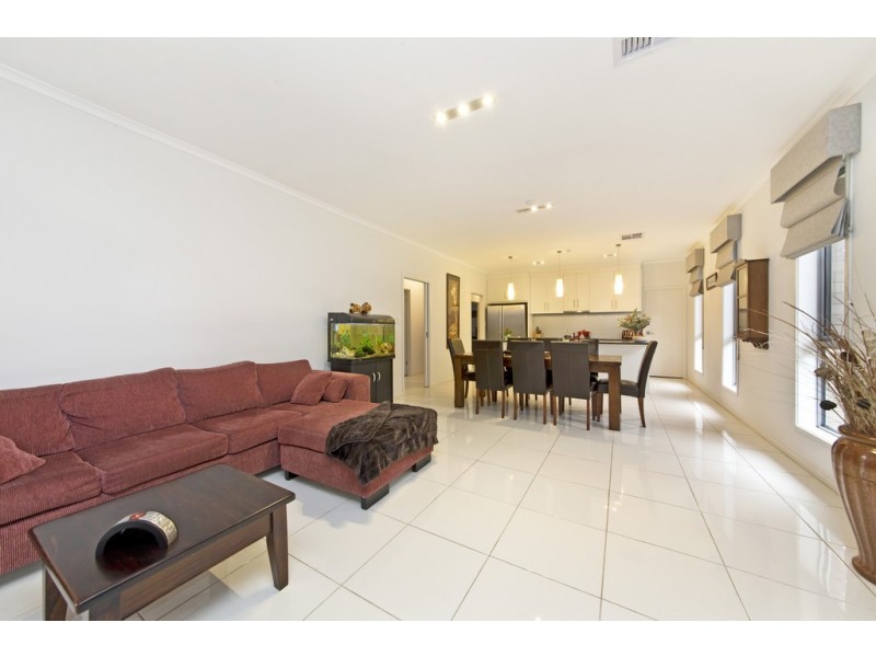 15 Swinden Crescent, Blakeview SA 5114