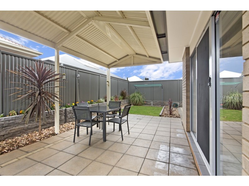 15 Swinden Crescent, Blakeview SA 5114