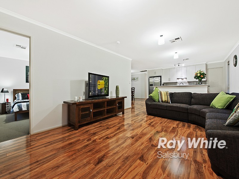 16B Secomb Avenue, Parafield Gardens SA 5107