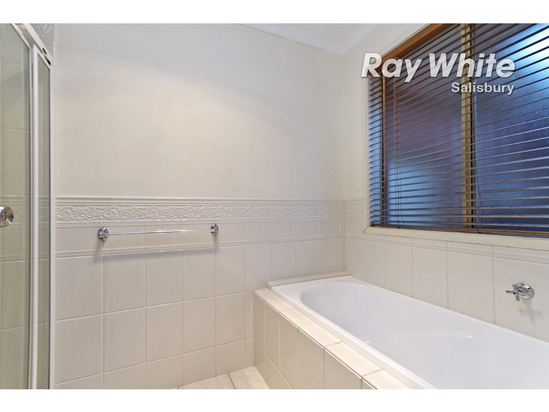 14 Pineview Court, Walkley Heights SA 5098