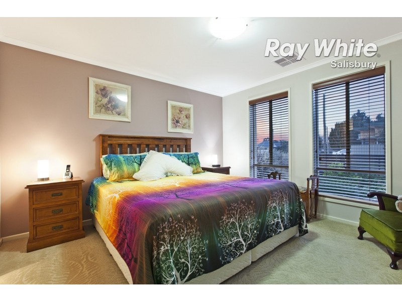 11 Southern Avenue, Mansfield Park SA 5012