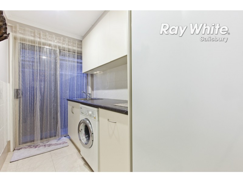 11 Southern Avenue, Mansfield Park SA 5012