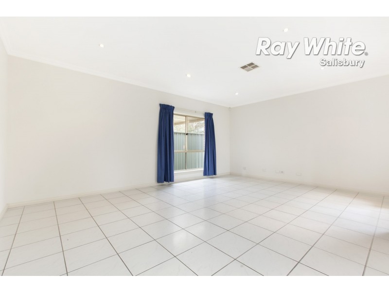 10 Mowbray Street, Mawson Lakes SA 5095