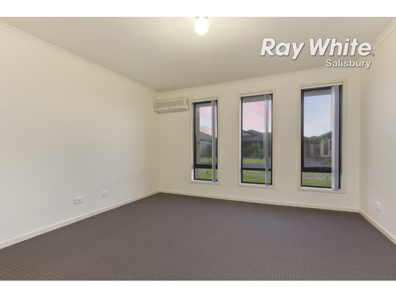 17 Banff Street, Burton SA 5110