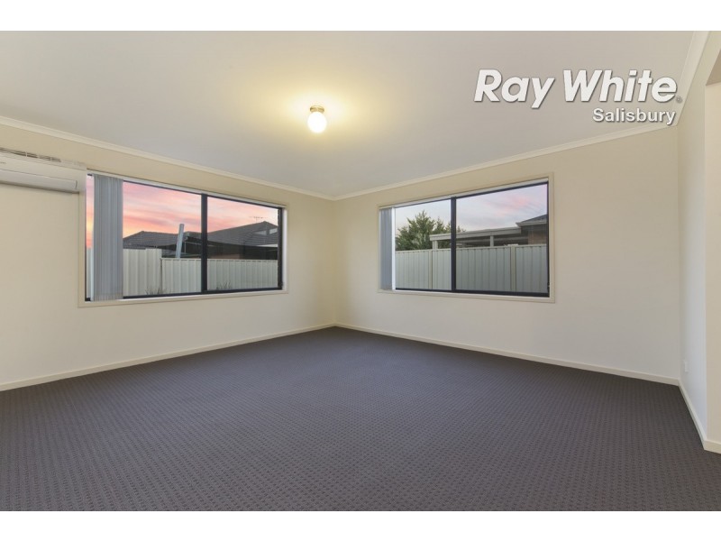 17 Banff Street, Burton SA 5110