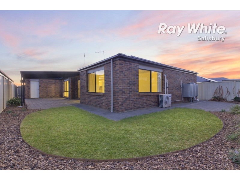 17 Banff Street, Burton SA 5110