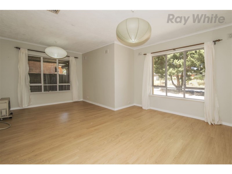 428 Bridge Road, Para Hills West SA 5096