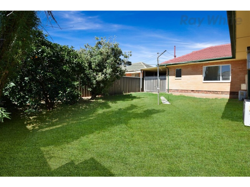 428 Bridge Road, Para Hills West SA 5096