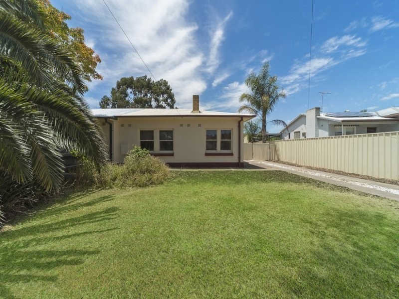 5 Plaitford Street, Elizabeth Vale SA 5112