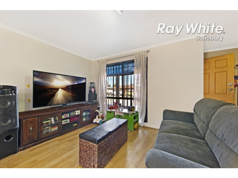 3 Riva Court, Paralowie SA 5108